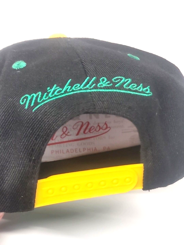 Mitchell & Ness Seattle Supersonics Black Embroidered Snapback Cap