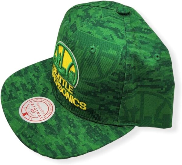 Mitchell & Ness Seattle SuperSonics NBA HWC Logo Snapback Cap